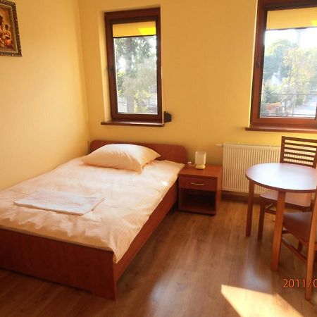 Ave Lagiewniki Appartement Krakau Buitenkant foto
