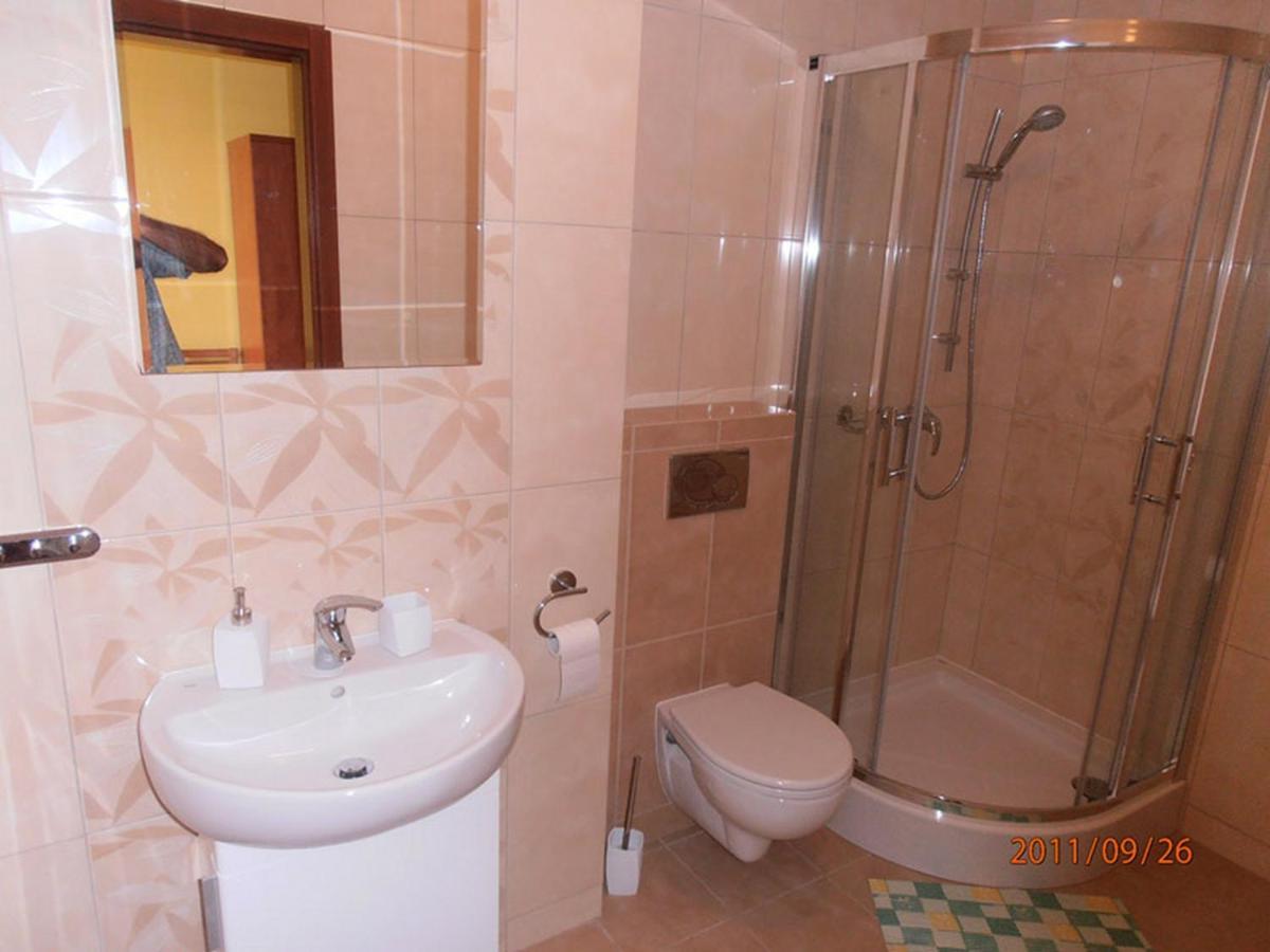 Ave Lagiewniki Appartement Krakau Buitenkant foto