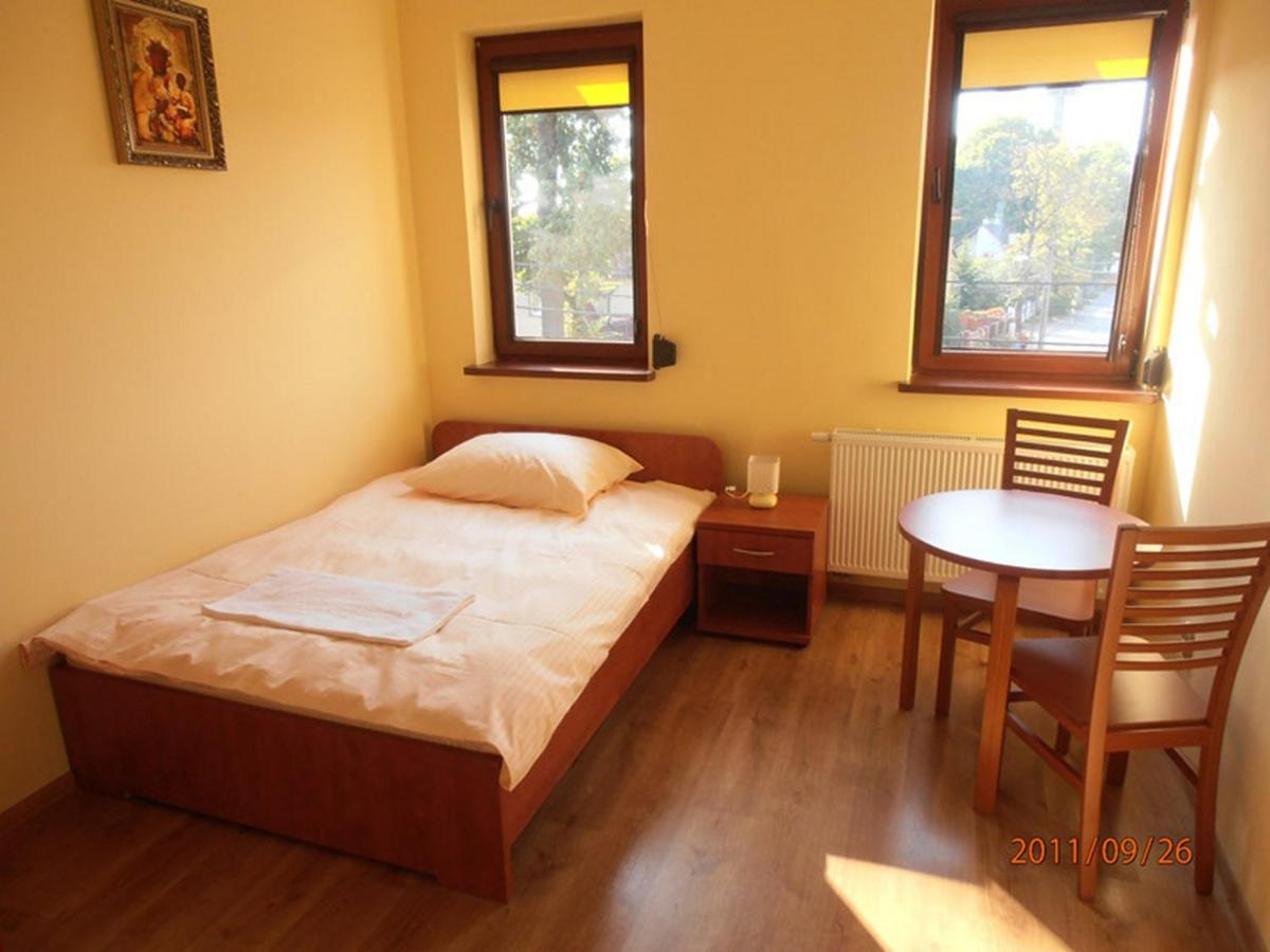 Ave Lagiewniki Appartement Krakau Buitenkant foto