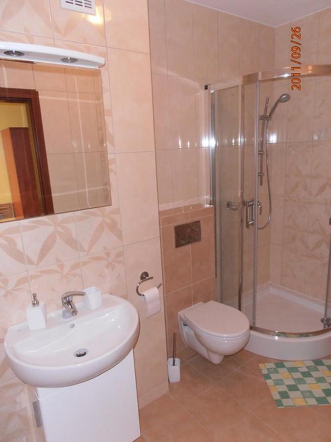 Ave Lagiewniki Appartement Krakau Kamer foto